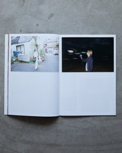 画像をギャラリービューアに読み込む, " s a v a " zine by 奇妙礼太郎 x 多田舞